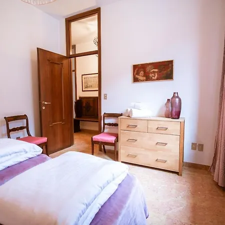 Villa Esmeralda Beths House