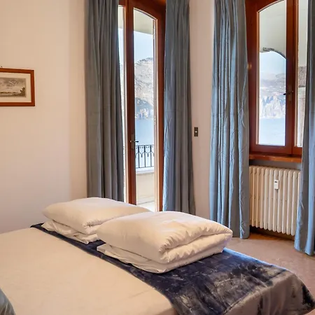 Esmeralda Beths House Villa *