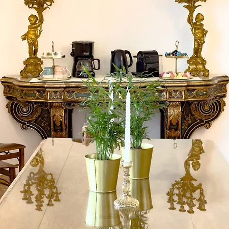 Esmeralda Beths House * برنزوني سول جاردا